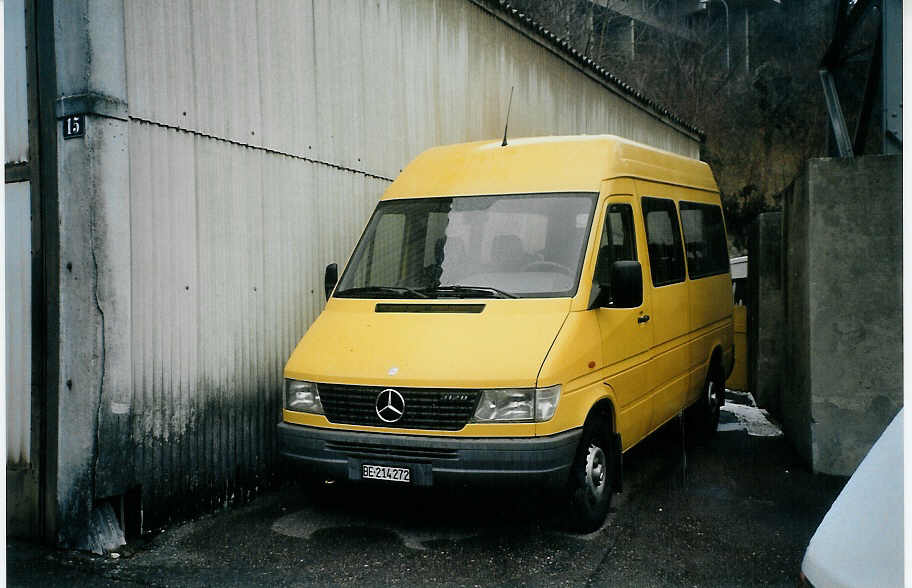 (075'414) - Funi-Car, Biel - Nr. 72/BE 214'272 - Mercedes am 5. M�rz 2005 in Biel, Garage