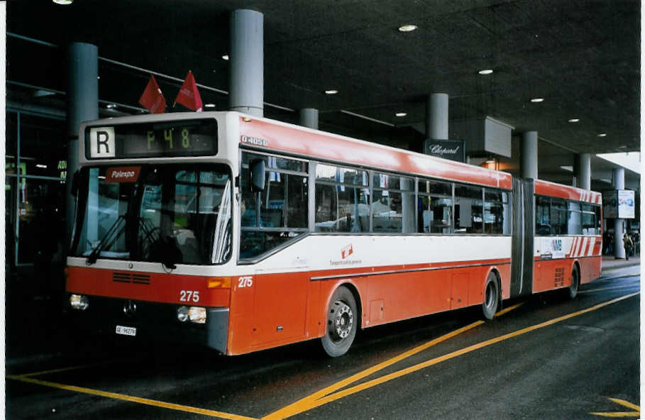 (075'501) - TPG Gen�ve - Nr. 275/GE 96'279 - Mercedes am 6. M�rz 2005 in Gen�ve, Palexpo