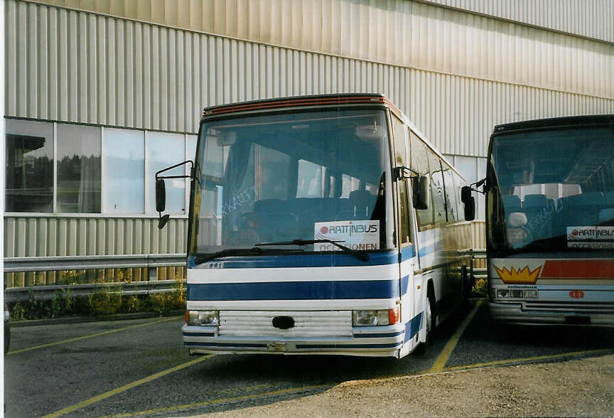 (077'503) - Taxi Dany, Rolle - Dr�gm�ller am 18. Juni 2005 in Biel, Rattinbus