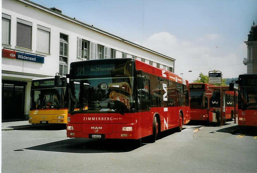 (077'725) - AHW Horgen - Nr. 5/ZH 402'287 - MAN am 18. Juni 2005 beim Bahnhof W�denswil