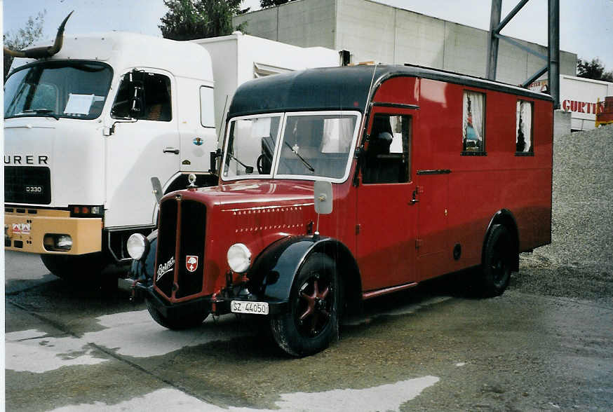(079'807) - M�ller, Lauerz - SZ 44'050 - Berna/Hess (ex KTA Bern) am 27. August 2005 in Niederbipp, Saurertreffen
