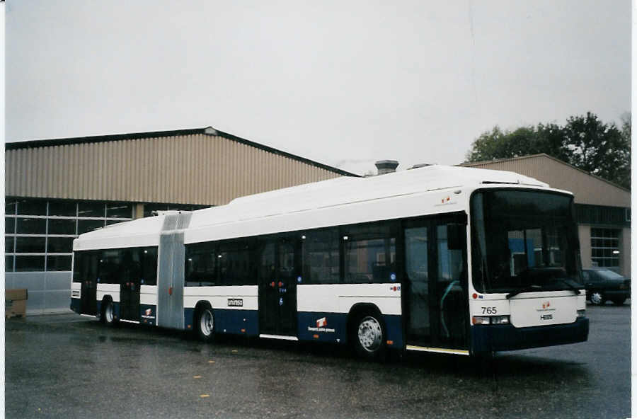 (081'031) - TPG Gen�ve - Nr. 765 - Hess/Hess Gelenktrolleybus am 19. Oktober 2005 in Bellach, Hess