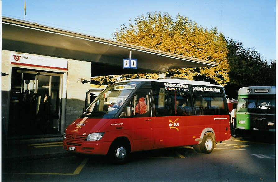 (081'421) - AAGK Koppigen - Nr. 14/BE 567'514 - Mercedes/Auw�rter am 29. Oktober 2005 beim Bahnhof Burgdorf