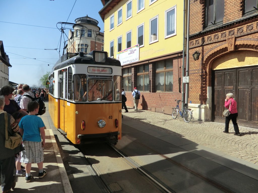 Tw 40 an der Hst. Bahnhof