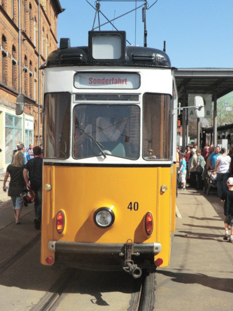 Tw 40 auf dem Bahnhofsplatz