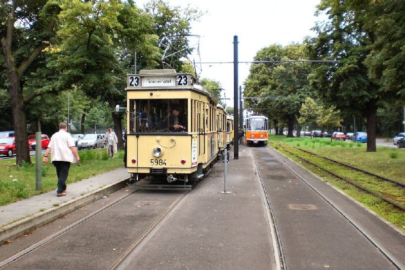 Tw 5984 im Wedding, Endstelle Vorchow-Klinikum