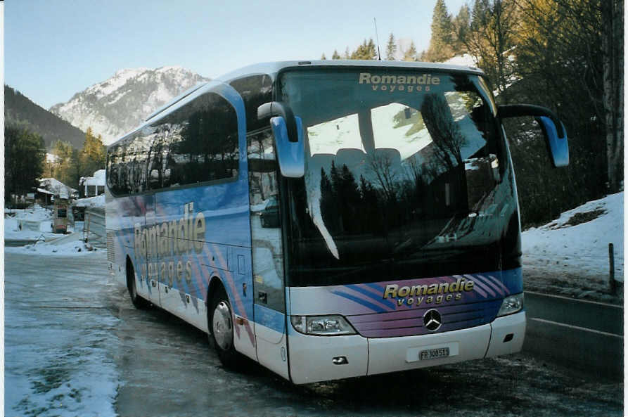 (082'920) - Horner, Tafers - Nr. 11/FR 300'511 - Mercedes am 6. Februar 2006 in Zwischenfl�h, Wierihornbahnen