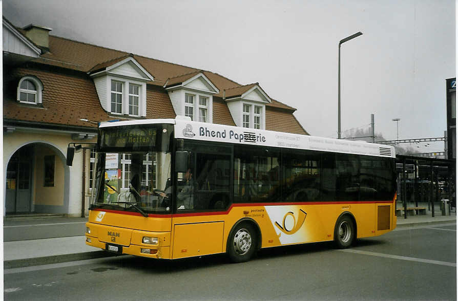 (083'318) - PostAuto Bern - BE 610'531 - MAN/G�ppel (ex P 23'032) am 25. Februar 2006 beim Bahnhof Interlaken Ost