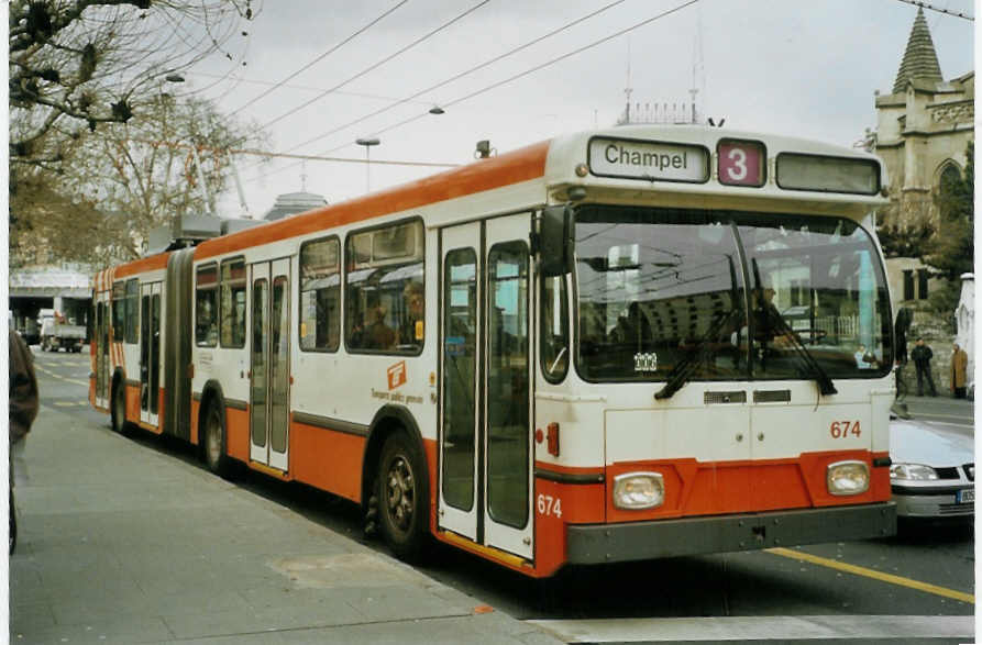 (083'504) - TPG Gen�ve - Nr. 674 - Saurer/Hess Gelenktrolleybus am 6. M�rz 2006 in Gen�ve, 22-Cantons