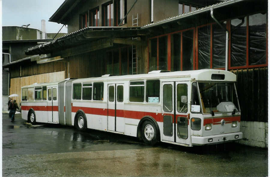 (084'109) - AS Engi (RWB) - Nr. 20 - Saurer/T�scher (ex ASS Schleitheim Nr. 10) am 2. April 2006 in Selzach, Halle TVS