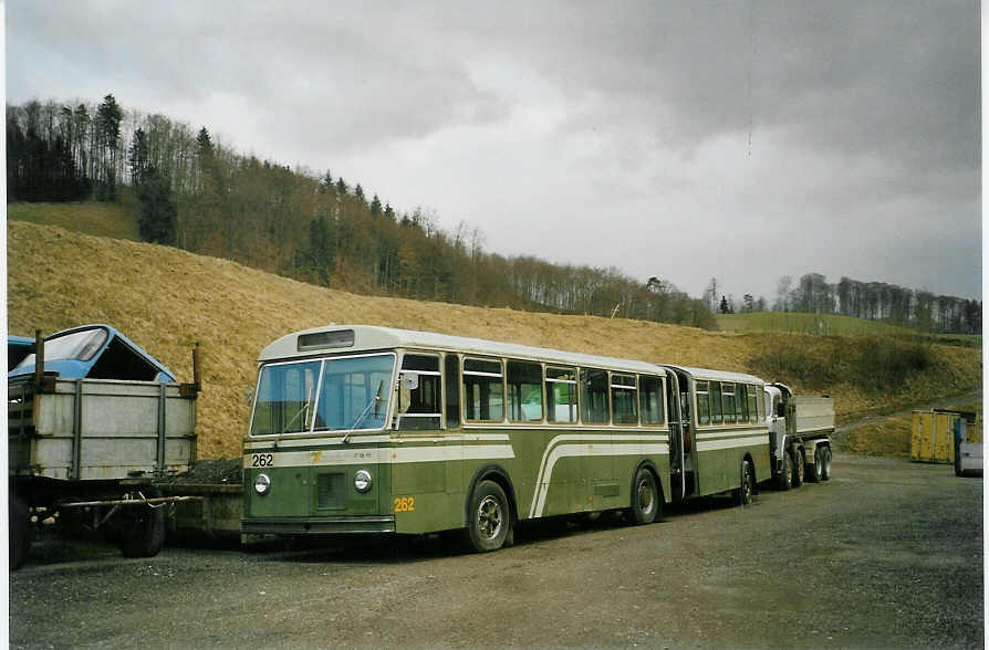 (084'131) - TN Neuch�tel (RWB) - Nr. 262 - FBW/SWS-Gangloff (ex SVB Bern Nr. 262) am 2. April 2006 in Oberburg, Ziegelgut