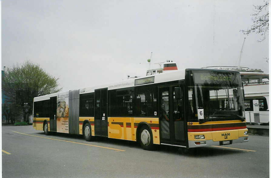 (084'407) - STI Thun - Nr. 89/BE 572'089 - MAN am 29. April 2006 bei der Schiffl�ndte Thun