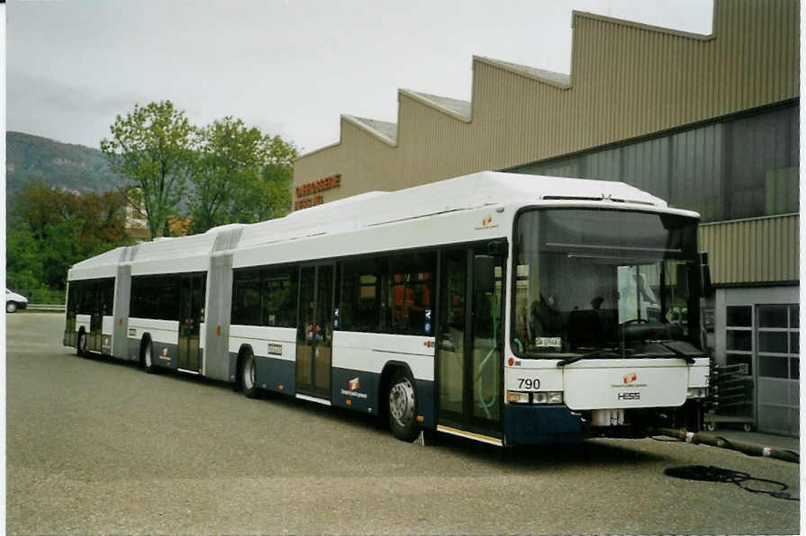 (085'235) - TPG Gen�ve - Nr. 790/SO 12'568 U - Hess/Hess Doppelgelenktrolleybus am 20. Mai 2006 in Bellach, Hess