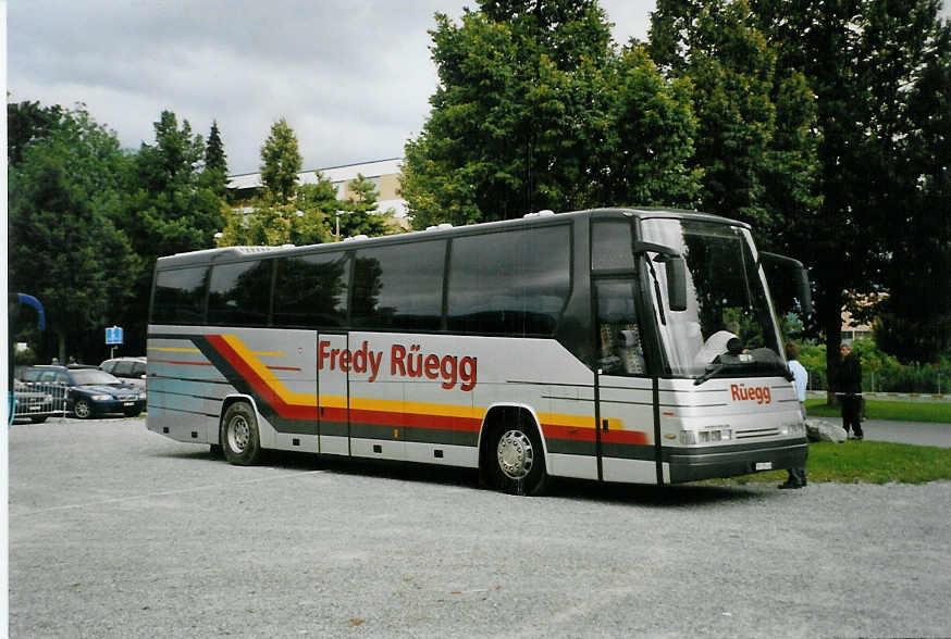 (089'237) - R�egg, Oekingen - SO 125'419 - Dr�gm�ller am 19. August 2006 in Thun, Lachenwiese