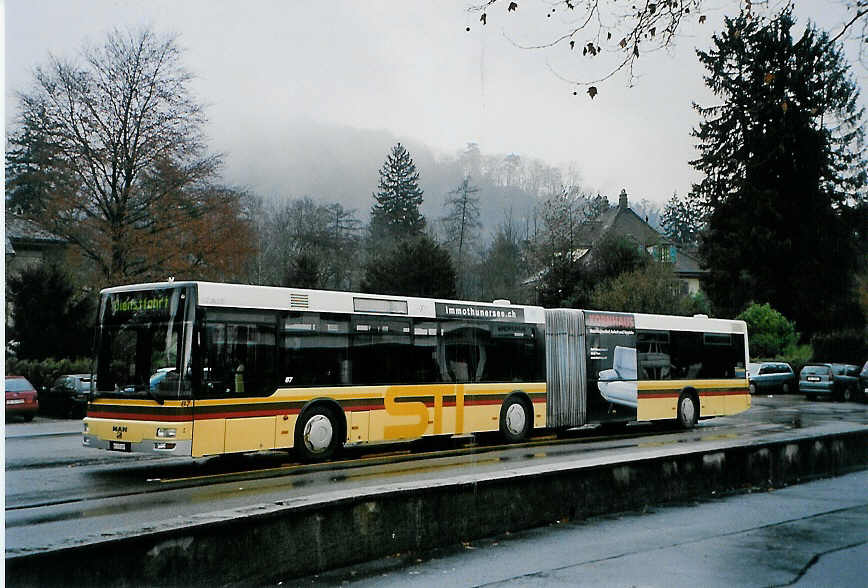 (090'934) - STI Thun - Nr. 87/BE 572'087 - MAN am 9. Dezember 2006 bei der Schiffl�ndte Thun