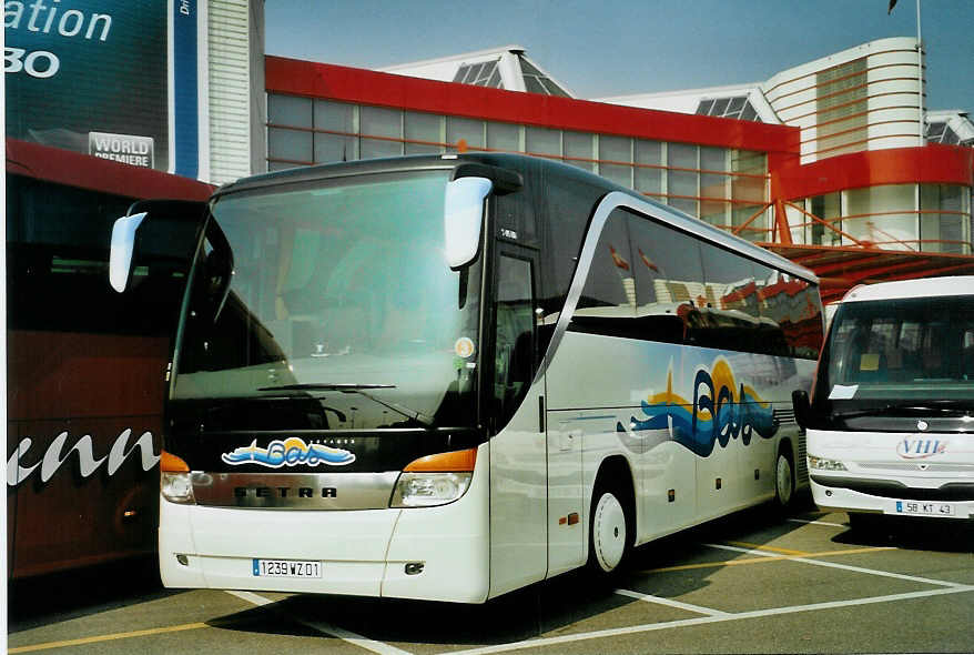 (092'704) - Aus Frankreich: Bas - 1239 WZ 01 - Setra am 17. M�rz 2007 in Gen�ve, Palexpo