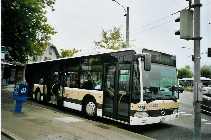 (094'625) - AZZK Zollikon - Nr. 51/ZH 627'751 - Mercedes am 26. Mai 2007 beim Bahnhof Z�rich-Tiefenbrunnen