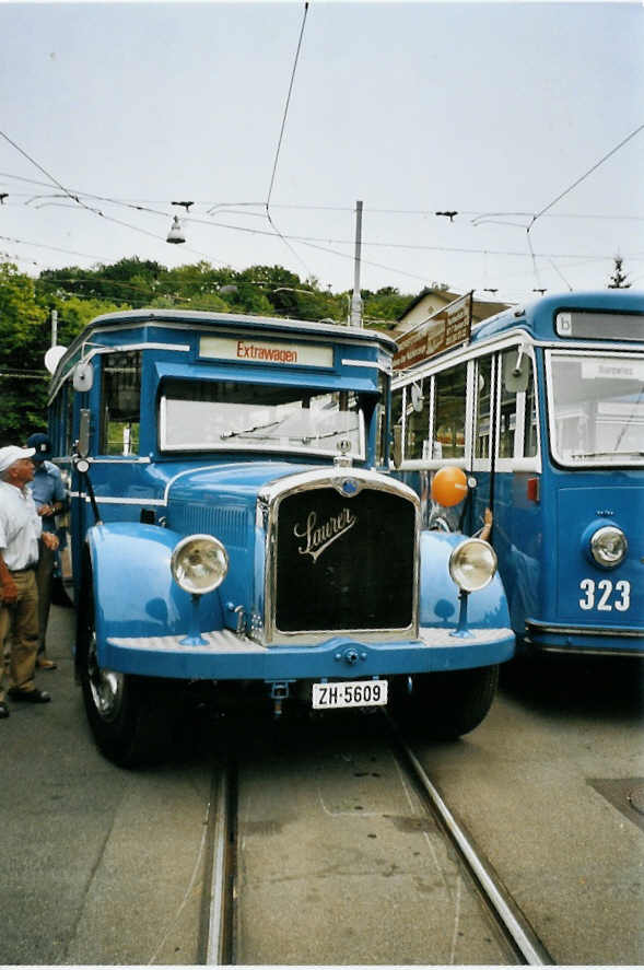 (094'632) - VBZ Z�rich - Nr. 9/ZH 5609 - Saurer/SWS (ex Bamert, Wollerau; ex BBA Aarau Nr. 1; ex VBZ Z�rich Nr. 209; ex VBZ Z�rich Nr. 9) am 26. Mai 2007 in Z�rich, Burgwies