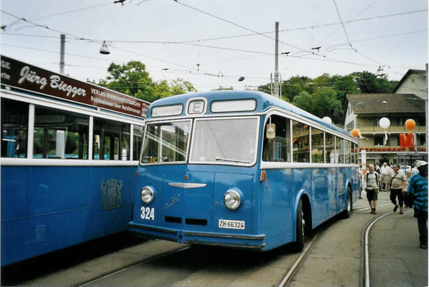 (094'633) - VBZ Z�rich - Nr. 324/ZH 66'324 - FBW/T�scher am 26. Mai 2007 in Z�rich, Burgwies