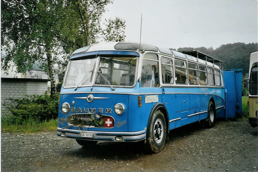 (094'930) - Bolliger, Stetten - SH 30'730 - Saurer/R&J (ex Sol�r+Fontana, Ilanz Nr. 8) am 2. Juni 2007 in Thayngen, Saurertreffen