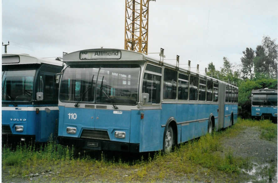(095'212) - VBL Luzern - Nr. 110 - Volvo/Hess am 2. Juni 2007 in N�fels