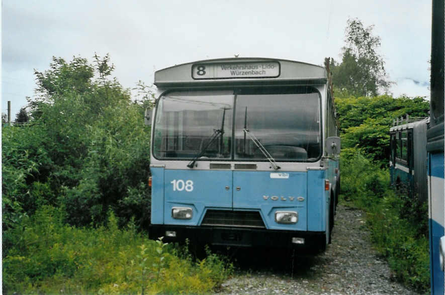 (095'214) - VBL Luzern - Nr. 108 - Volvo/Hess am 2. Juni 2007 in N�fels