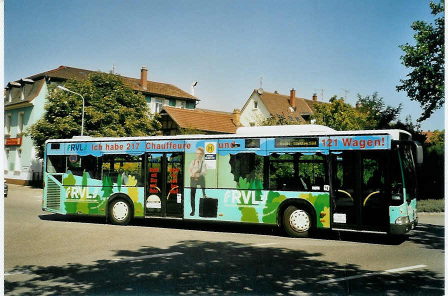 (097'101) - SWEG Lahr - FR-H 1228 - Mercedes am 6. August 2007 beim Bahnhof L�rrach
