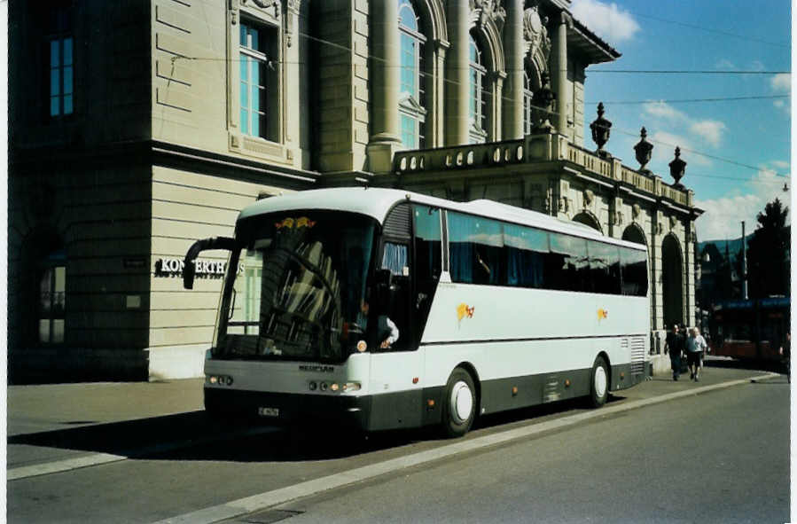 (097'208) - Dupraz, Gen�ve - Nr. 31/GE 96'756 - Neoplan am 12. August 2007 in Bern, Zytglogge