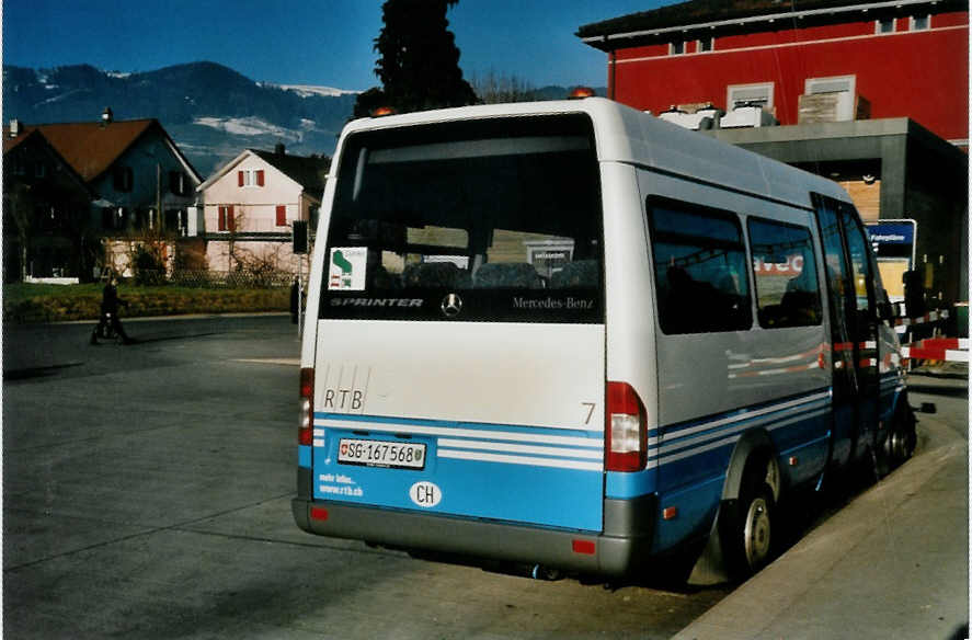 (102'625) - RTB Altst�tten - Nr. 7/BE 167'568 - Mercedes am 29. Dezember 2007 beim Bahnhof Altst�tten