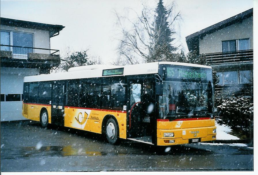 (103'823) - Lengacher, M�nsingen - Nr. 2/BE 555'788 - MAN am 2. Februar 2008 in Kirchdorf, Garage