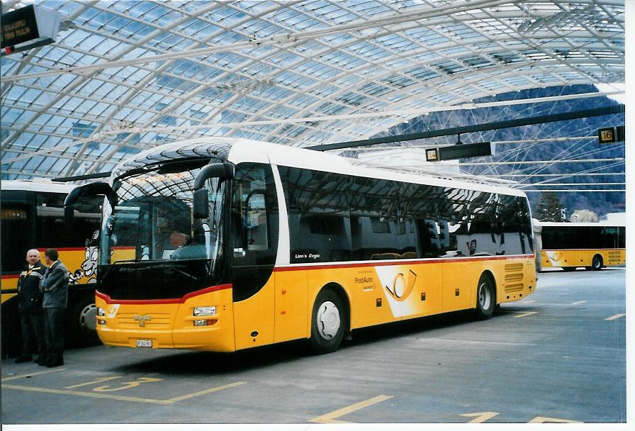 (104'001) - PostAuto Graub�nden - GR 162'981 - MAN am 4. Februar 2008 in Chur, Postautostation
