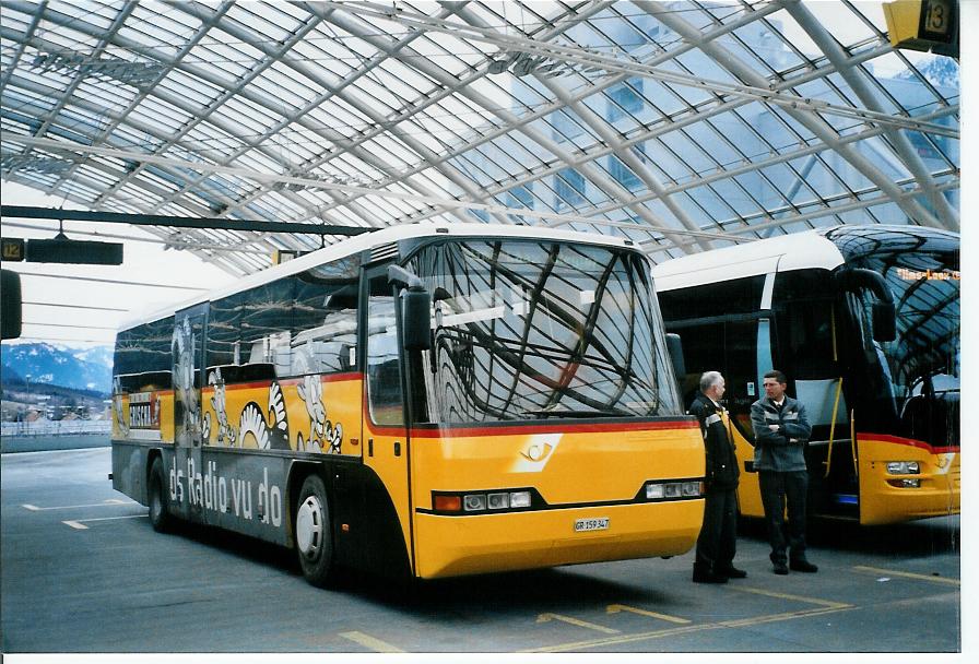 (104'002) - PostAuto Graub�nden - GR 159'347 - Neoplan (ex P 25'139) am 4. Februar 2008 in Chur, Postautostation