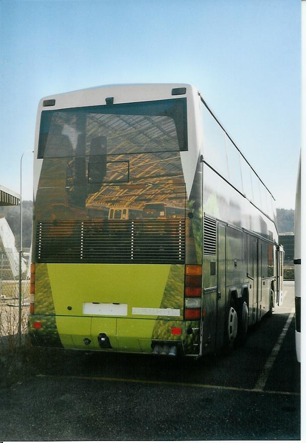 (104'213) - PostAuto Graub�nden - Neoplan (ex P 27'900) am 16. Februar 2008 in Biel, Rattinbus