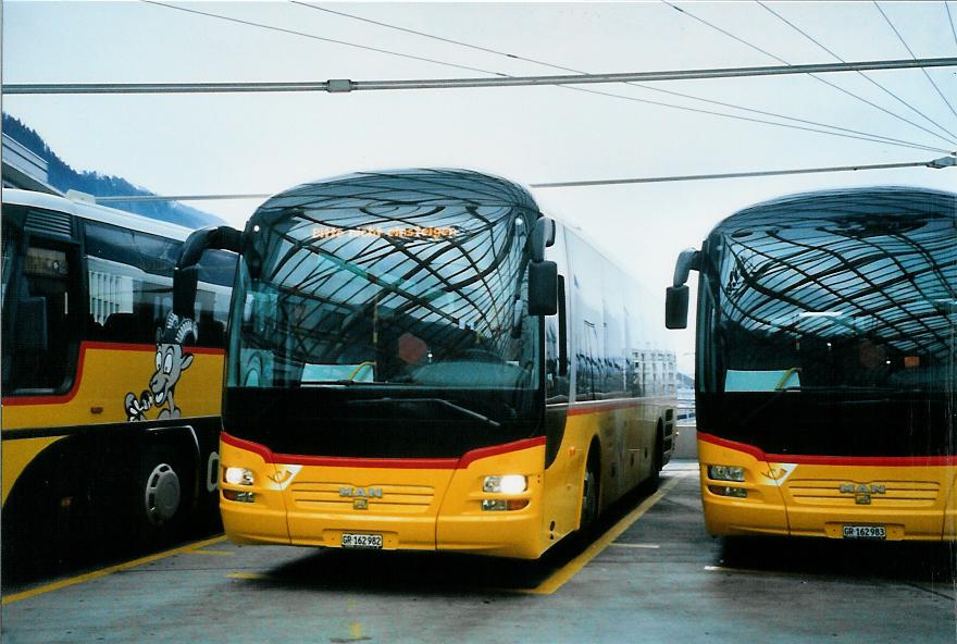 (104'725) - PostAuto Graub�nden - GR 162'982 - MAN am 1. M�rz 2008 in Chur, Postautostation