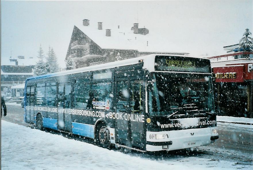 (105'531) - TMR Martigny - Nr. 103/VS 89'944 - Renault (ex T�l�verbier, Verbier) am 21. M�rz 2008 in Verbierm, Parc Central