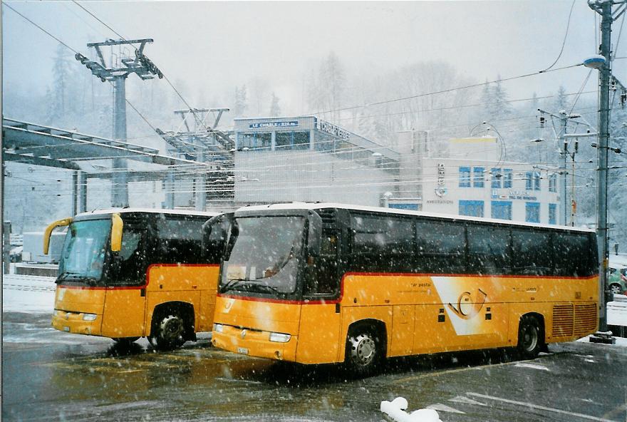 (105'605) - TMR Martigny - VS 1253 - Renault am 21. M�rz 2008 beim Bahnhof Le Ch�ble