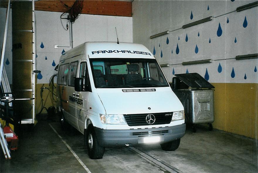 (106'028) - Fankhauser, Sigriswil - BE 253'720 - Mercedes am 30. M�rz 2008 in Gunten, Garage