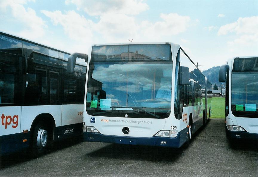 (106'404) - TPG Gen�ve - Nr. 129 - Mercedes am 13. April 2008 in Wil, Larag