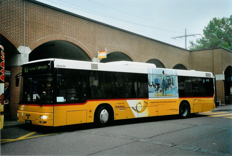 (111'408) - Lengacher, M�nsingen - Nr. 1/BE 555'399 - MAN am 11. Oktober 2008 beim Bahnhof M�nsingen