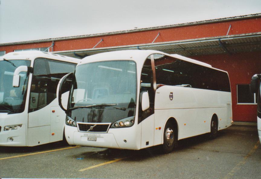 (112'205) - Volvo, M�nchenbuchsee - BE 631'163 - Volvo am 22. November 2008 in Langenthal, Calag