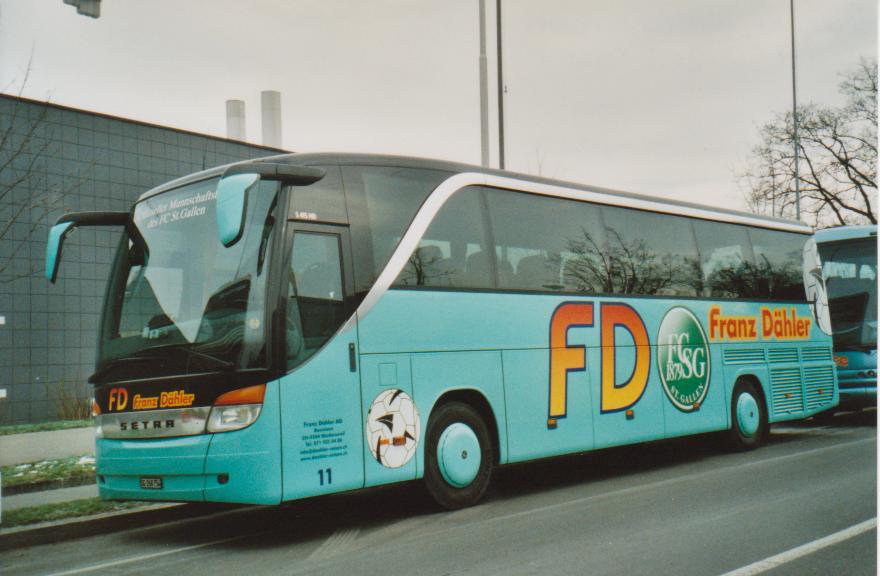 (112'304) - D�hler, Niederuzwil - Nr. 11/SG 168'754 - Setra am 28. November 2008 in Bern, Guisanplatz