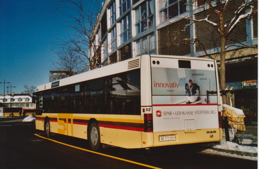 (112'907) - STI Thun - Nr. 92/BE 572'092 - MAN am 13. Dezember 2008 bei der Schiffl�ndte Thun