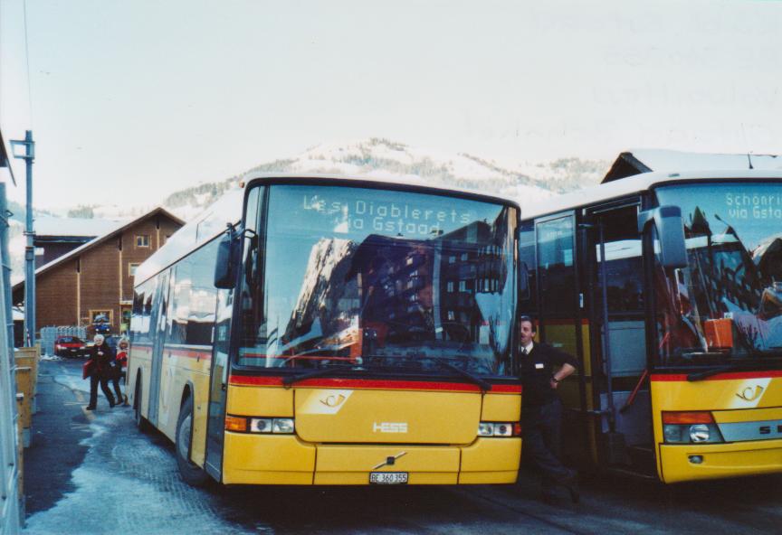 (113'328) - K�bli, Gstaad - BE 360'355 - Volvo/Hess am 24. Dezember 2008 beim Bahnhof Gstaad