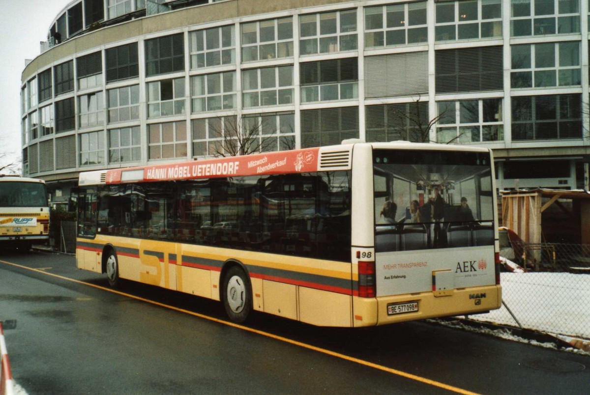 (114'622) - STI Thun - Nr. 98/BE 577'098 - MAN am 23. Februar 2009 bei der Schiffl�ndte Thun