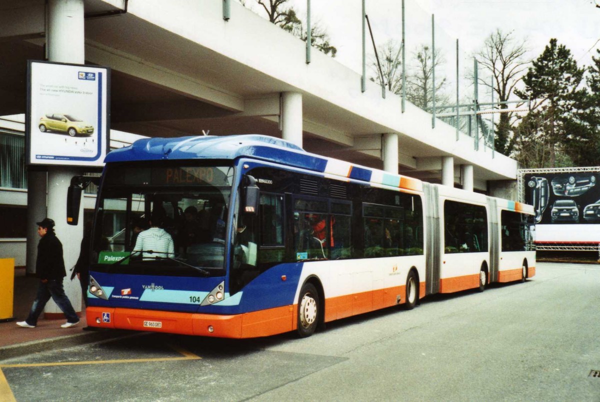 (114'815) - TPG Gen�ve - Nr. 104/GE 960'081 - Van Hool am 8. M�rz 2009 in Gen�ve, Palexpo