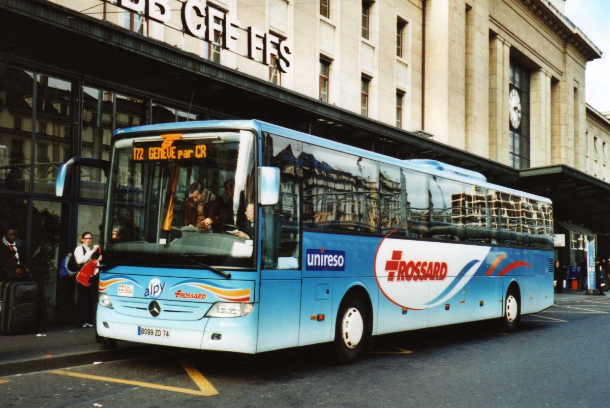 (115'012) - Aus Frankreich: Frossard, Thonon - 8099 ZD 74 - Mercedes am 8. M�rz 2009 beim Bahnhof Gen�ve