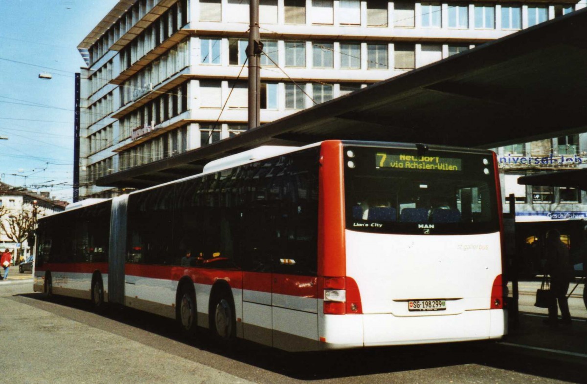 (115'424) - St. Gallerbus, St. Gallen - Nr. 299/SG 198'299 - MAN am 18. M�rz 2009 beim Bahnhof St. Gallen