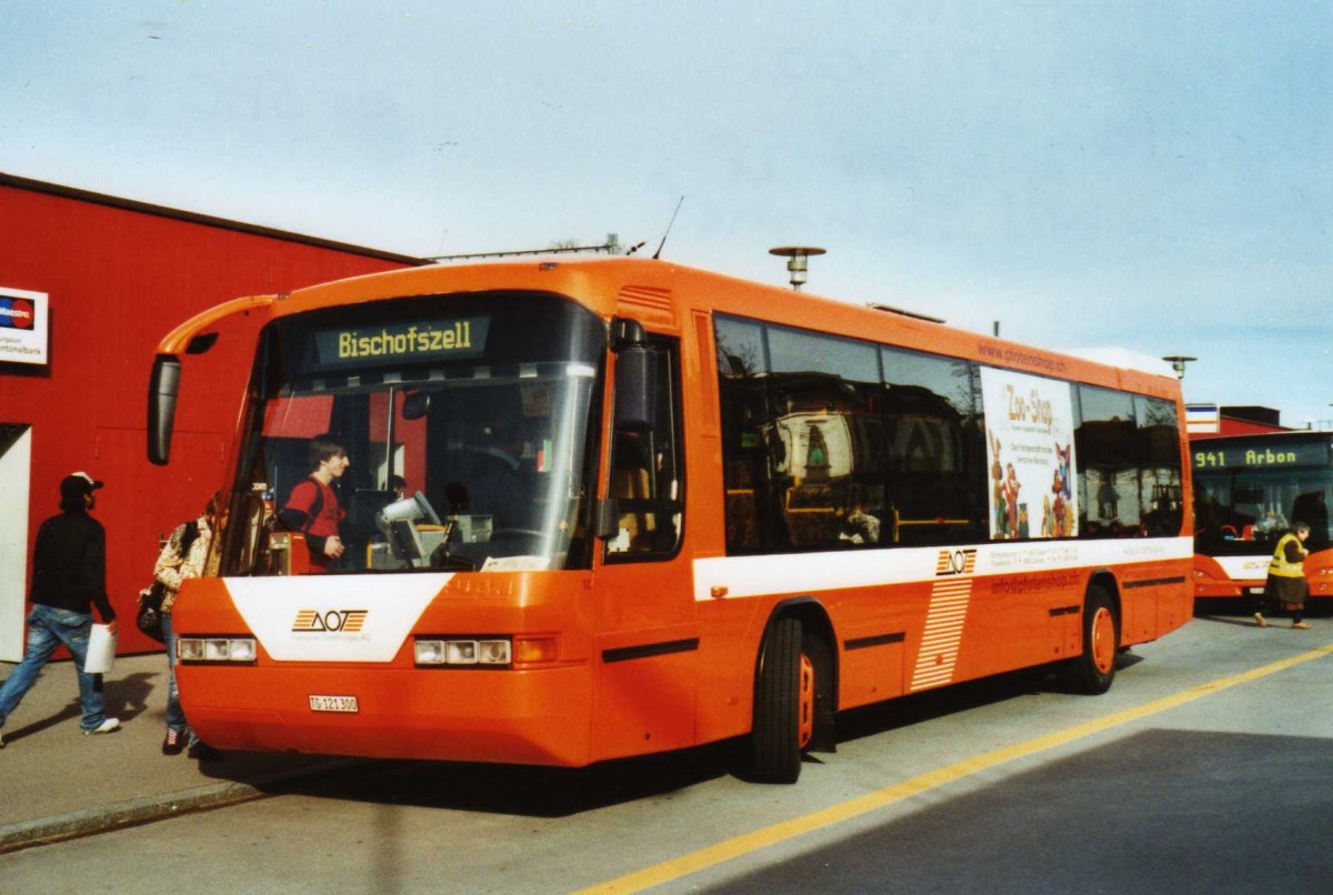 (115'436) - AOT Amriswil - Nr. 12/TG 121'300 - Neoplan (ex SBC Chur Nr. 20) am 18. M�rz 2009 beim Bahnhof Amriswil