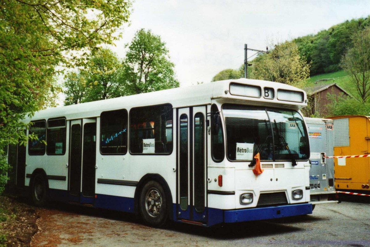 (116'137) - A�roport, Gen�ve (R�trobus) - Nr. B - FBW/Hess-Lauber (ex TPG Gen�ve Nr. 548; ex TPG Gen�ve Nr. 258) am 25. April 2009 in Bressonnaz, R�trobus