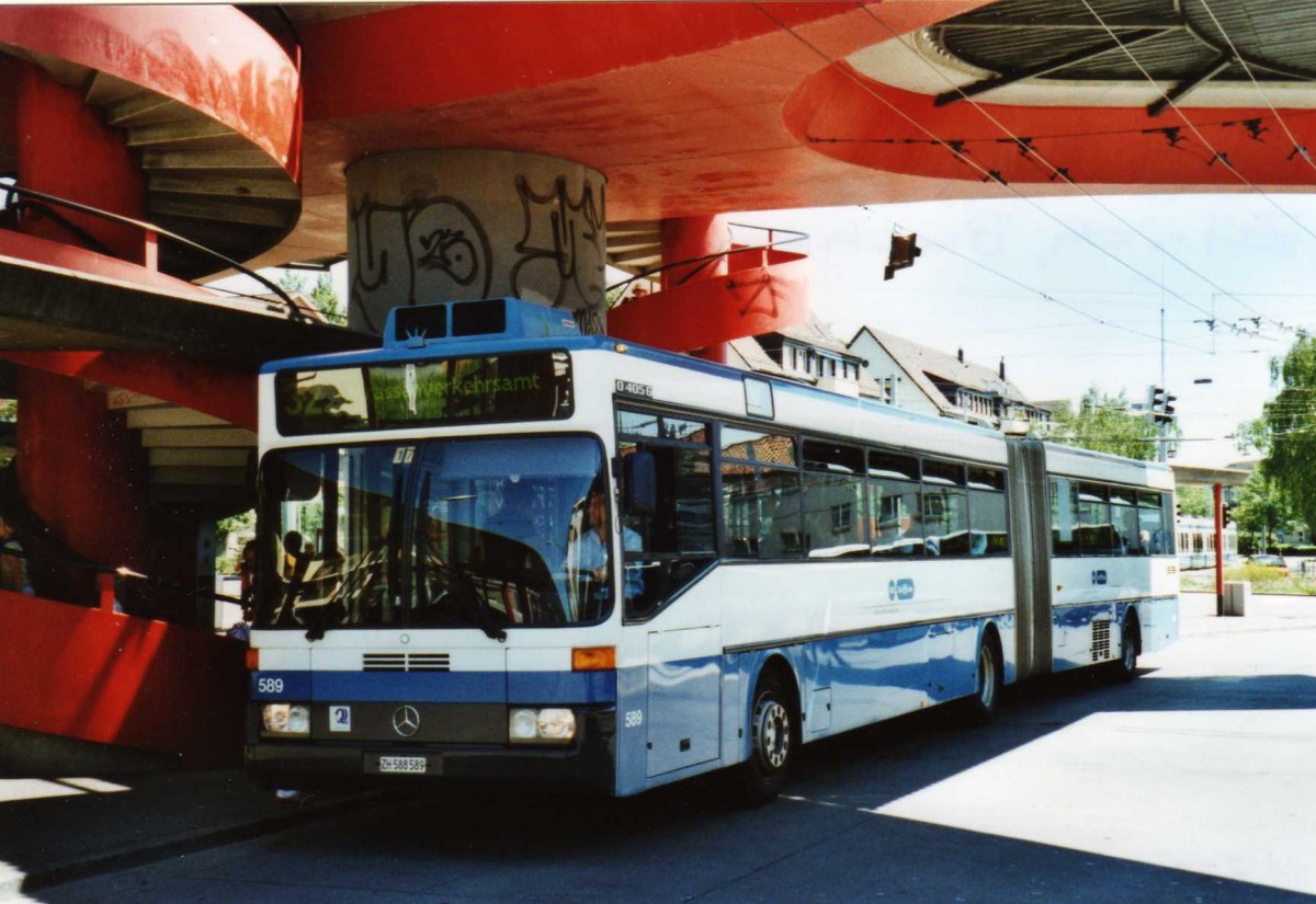 (117'731) - VBZ Z�rich - Nr. 589/ZH 588'589 - Mercedes am 17. Juni 2009 in Z�rich, Bucheggplatz